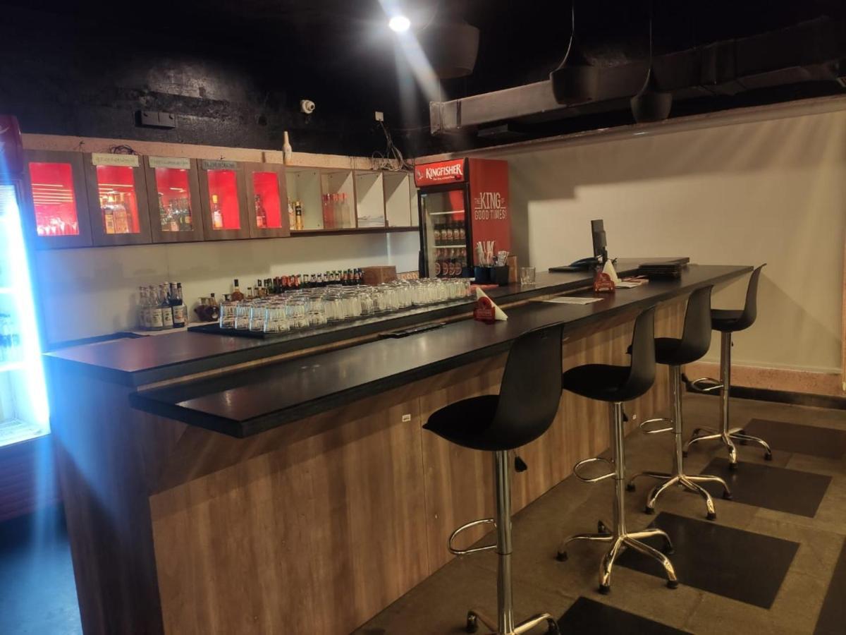 Zip By Spree Hotels Surabi International ヴェールール エクステリア 写真